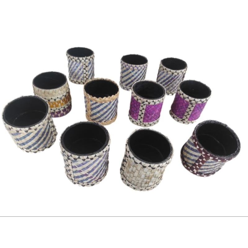 

kotak pensil atk anyaman pandan