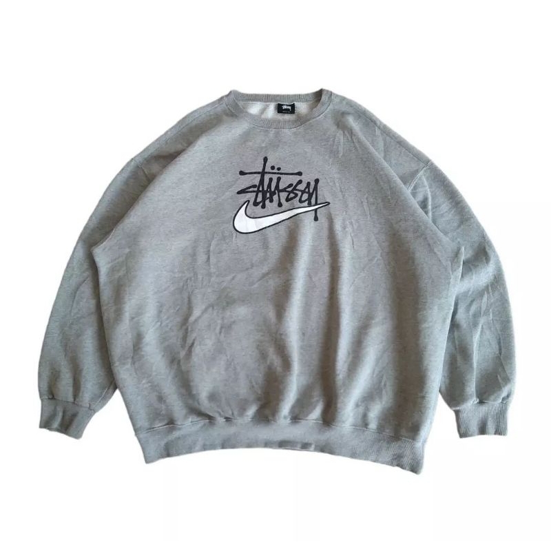 CREWNECK STUSSY X NIKE ( SECOND BRAND )