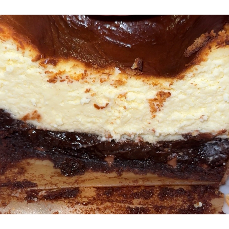 

Basque Burnt Cheesecake Brownie