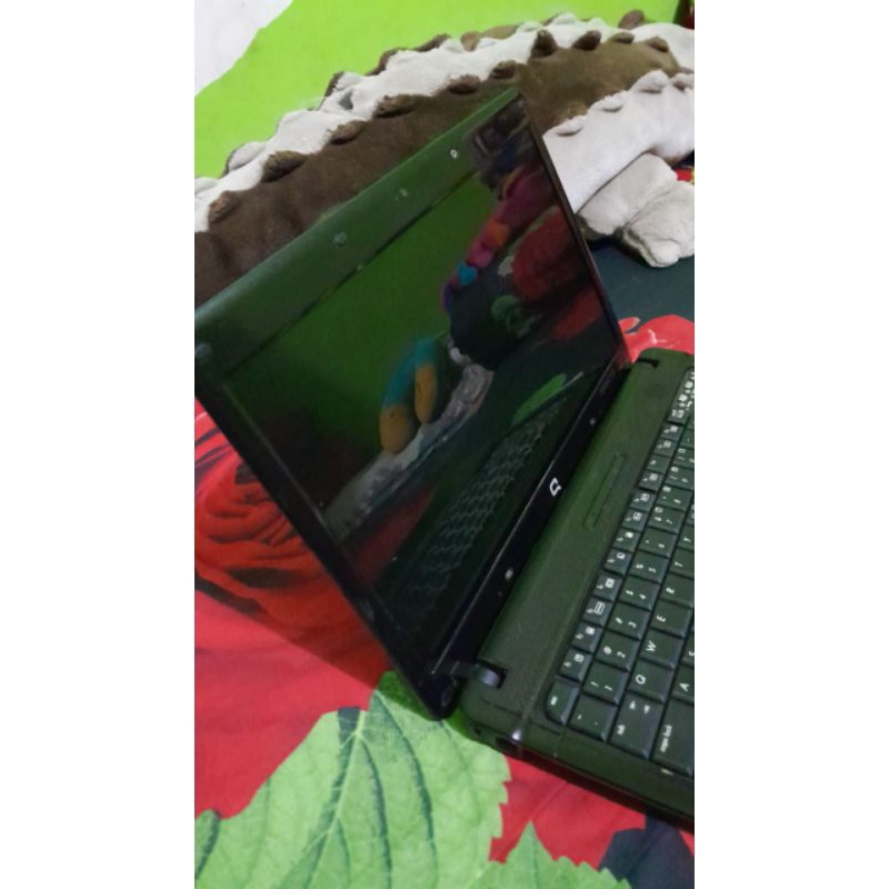 laptop Hp Compact 510 minus layar putih