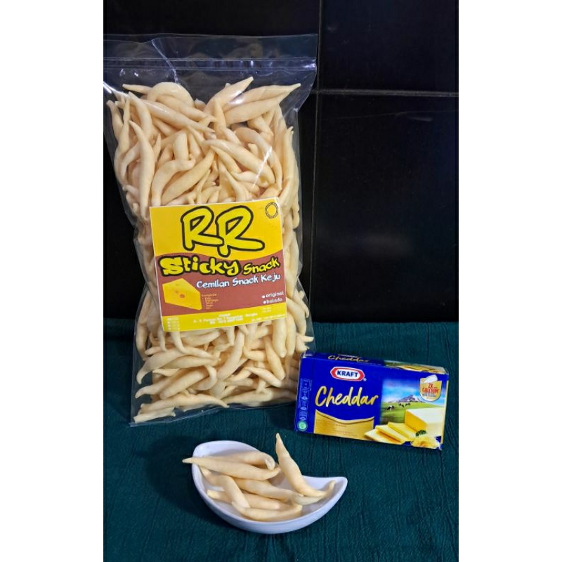 

RR Sticky Snack 500gr Stick Keju dengan menggunakan Keju Cheddar