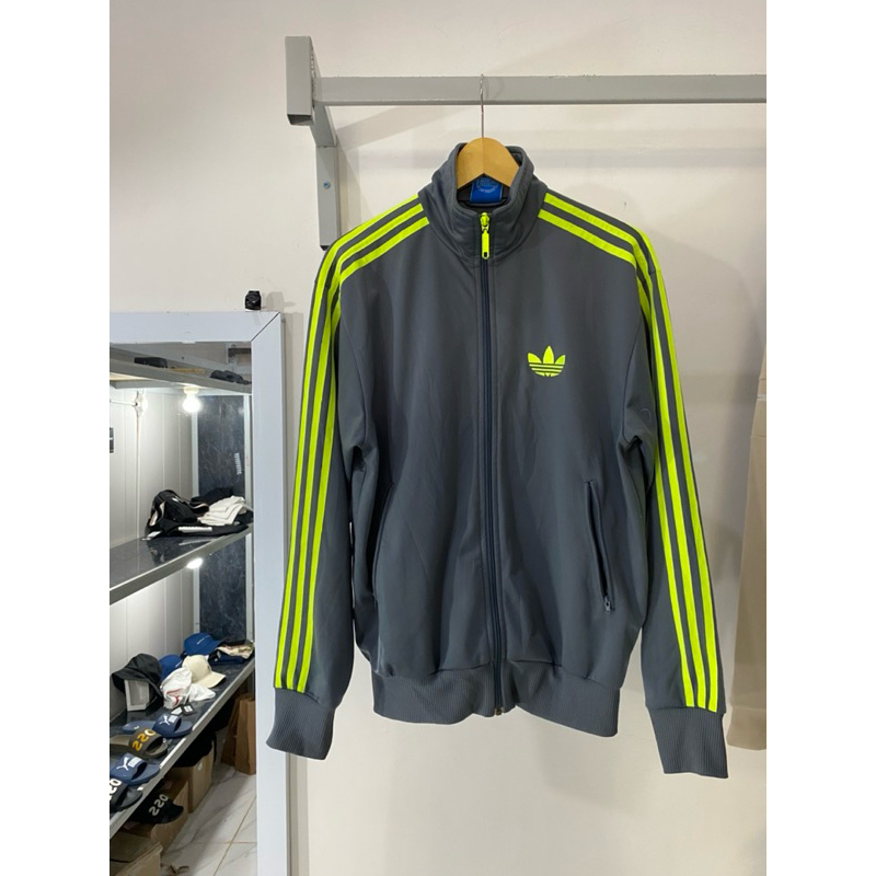 tracktop adidas firebird second