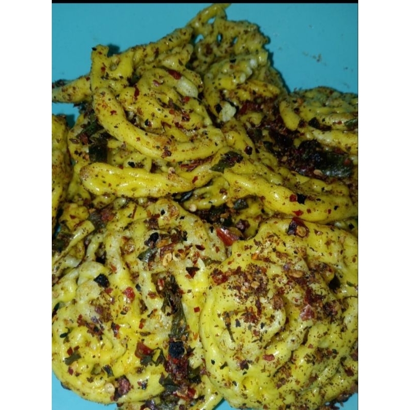 

KURUPUK MIE BANTET BUMBU DAUN JERUK NETTO 250 GRAM
