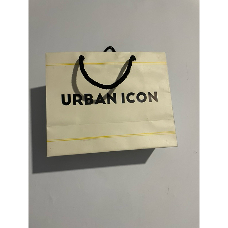 

preloved paperbag dari urban icon original store