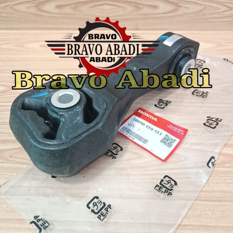 Engine Mounting Belakang Mobilio matic