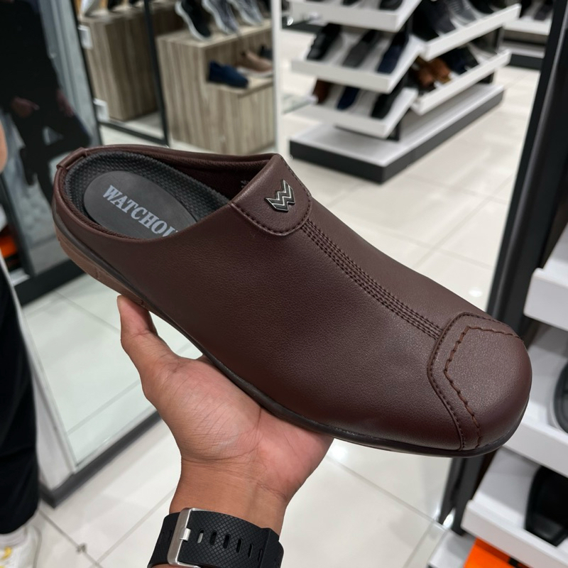 Watchout Sepatu bustong pria best seller 39-44