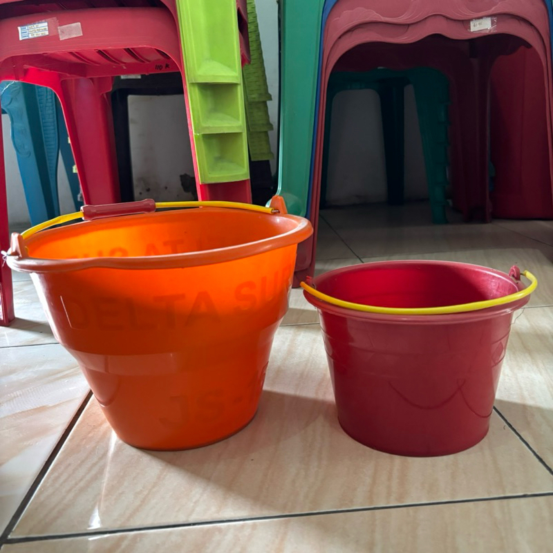 Timba /Bak /timba bangunan /timba kecil /timbo/ember