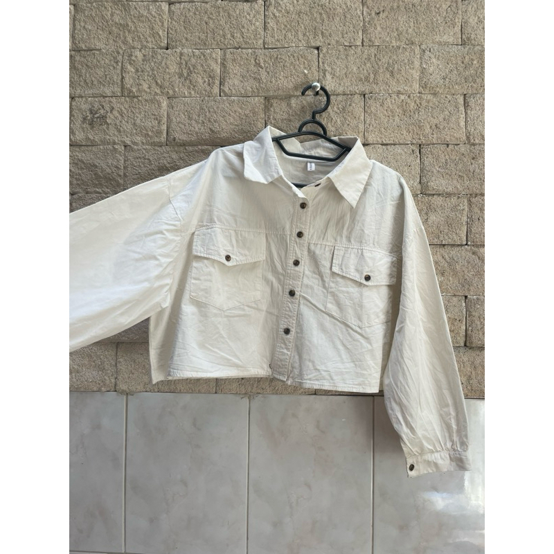 Kemeja Putih Oversized Crop Wanita New