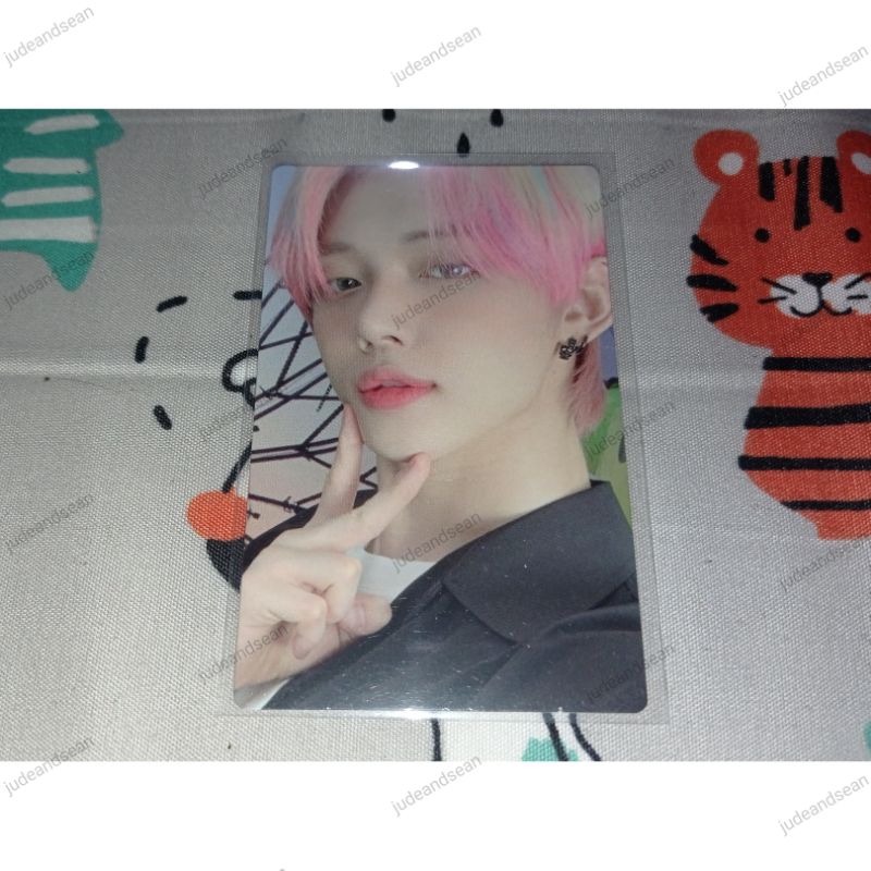 [Ready Stock] TXT Tomorrow by Together Album Minisode 1 Blue Hour AR Version PC Photocard Yeonjun