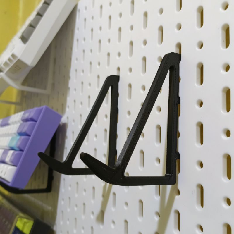 stand keyboard hook gantungan pegboard