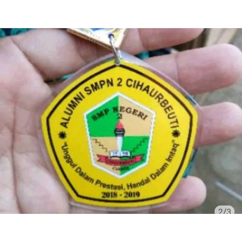 Medali Mendali kejuaraan bahan akrilik