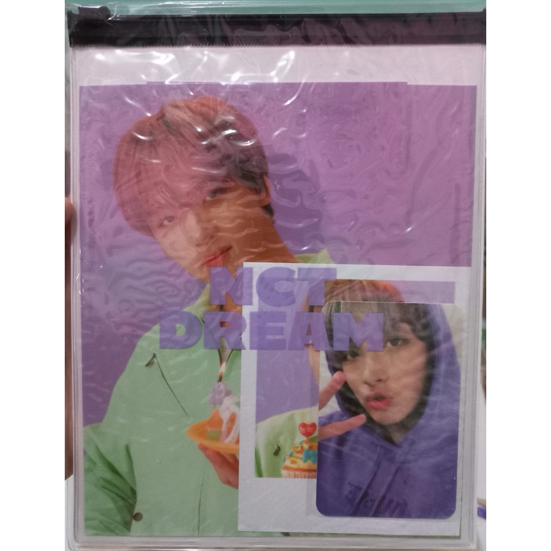 Haechan 2021 season's greetings photopack