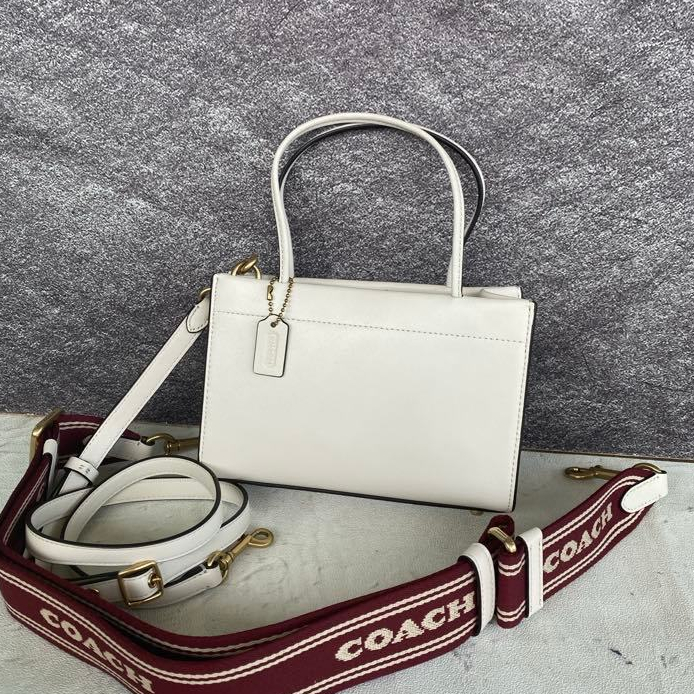 Tas Branded Wanita COACH Cashin Carry Tote 20 Leather Original Kulit Asli
