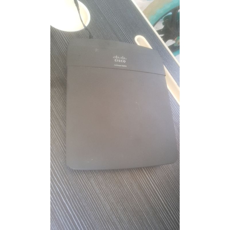 router cisco linksys E900 (second)