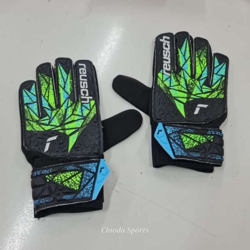 Sarung tangan sarungtangan glove gloves kiper keeper goalkeeper panjaga gawang bola soccer futsal Re