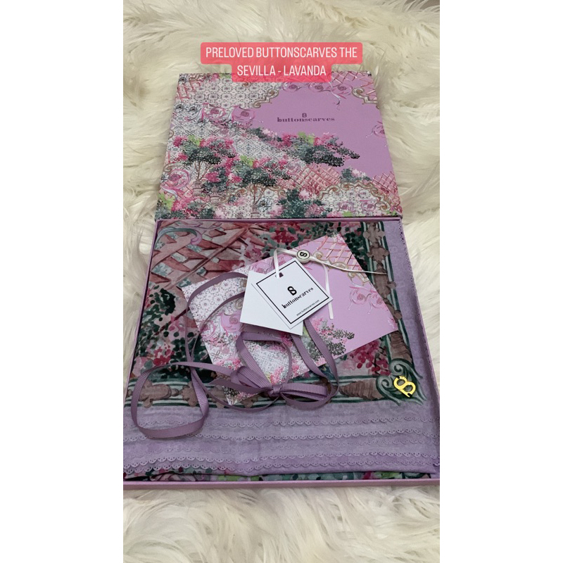 [PRELOVED] BUTTONSCARVES THE ROYAL SEVILLA - LAVANDA