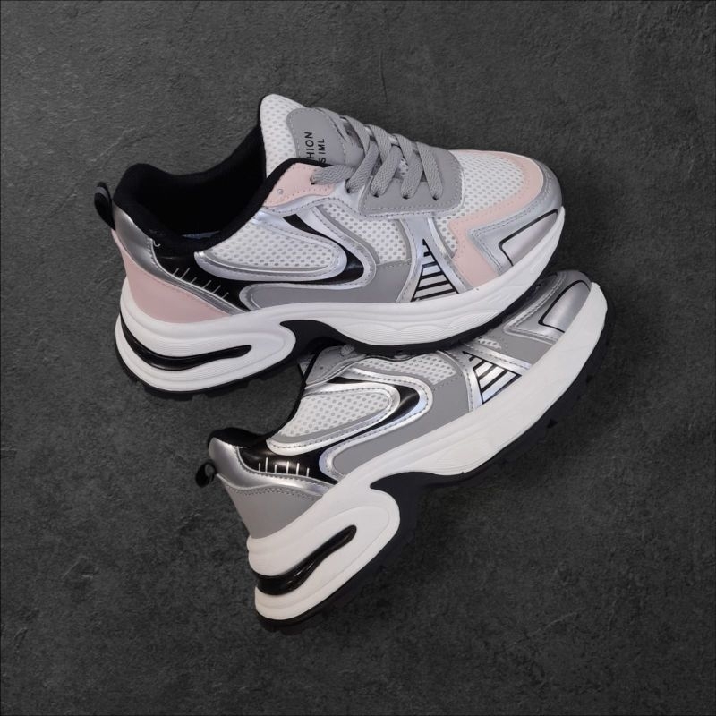 [New Arrival] - Sepatu sneakers wanita