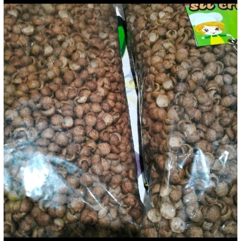 

Snack cococran coklat stroberi 1kg