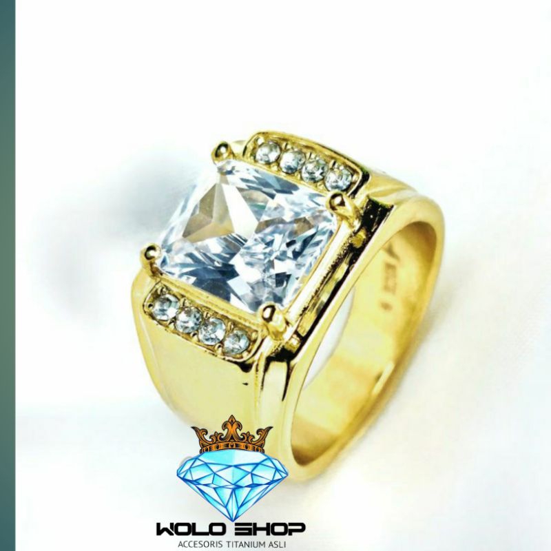 Cincin Titanium Pria Batu Permata Safir Putih Berkualitas