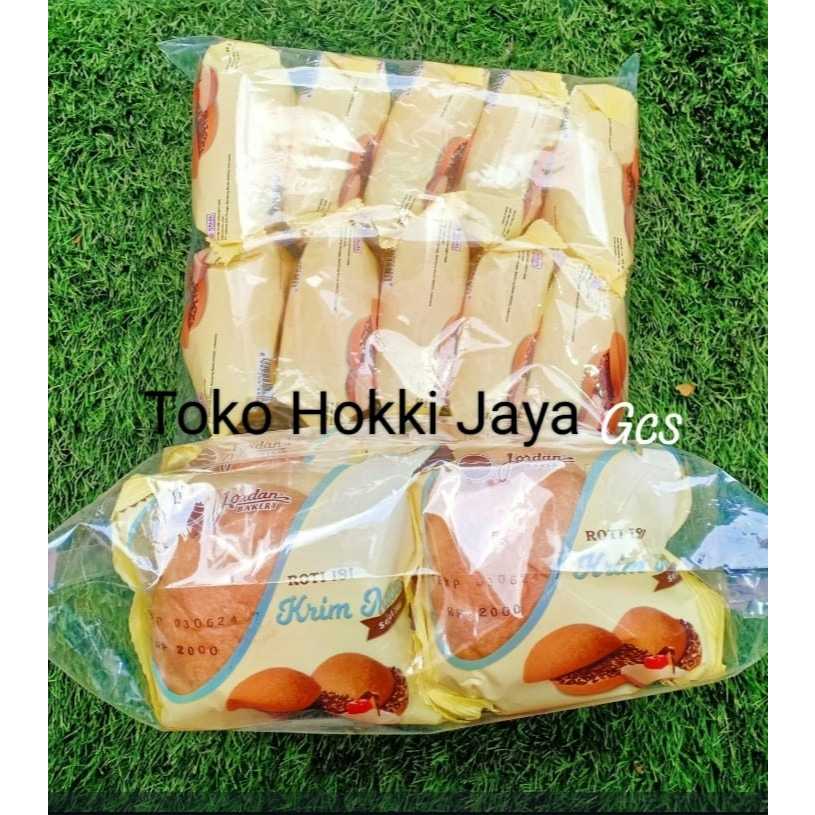 

TERMURAH!! ROTI JORDAN BAKERY ISI KRIM MESSES (1 PACK ISI 10 BUNGKUS)