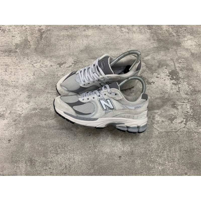 NB 2002R grey