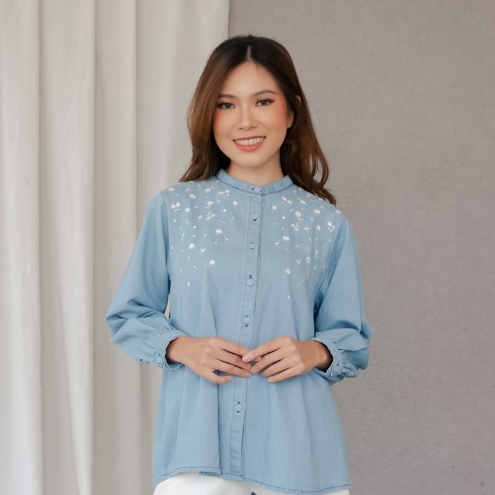 GIYOMI ID  Janice Blouse  Kemeja Wanita  Kemeja Bahan Denim  Baju Atasan Wanita