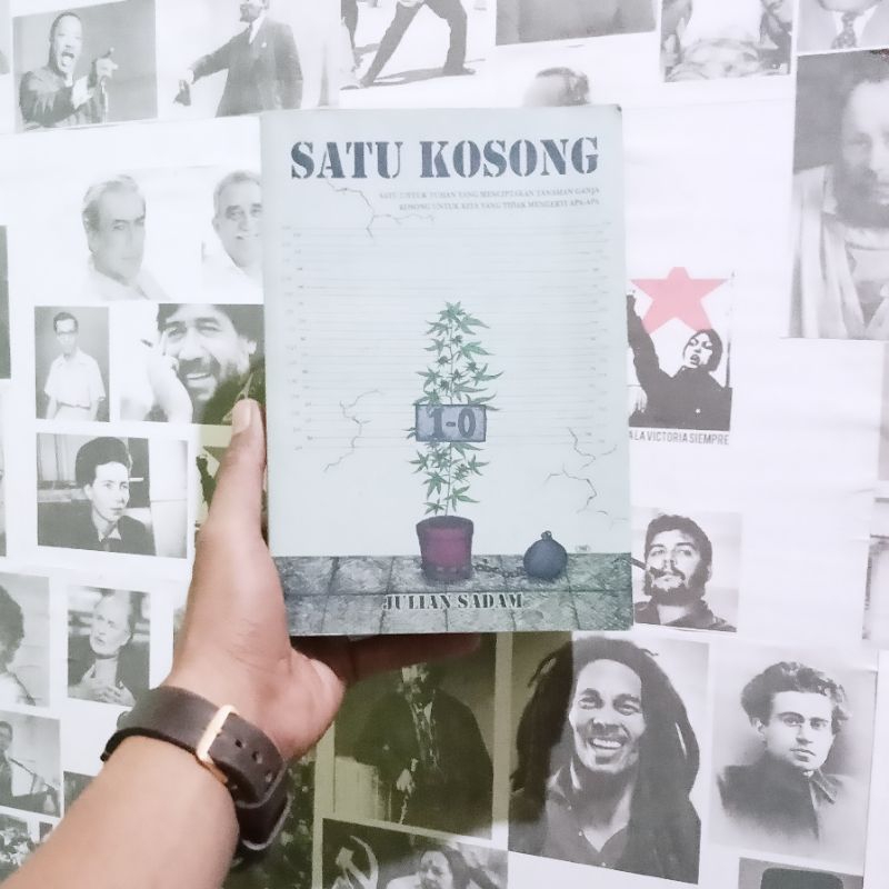 Satu Kosong | Julian Sadam | Ilusi Negara Islam: Ekspansi Gerakan Islam Transnasional di Indonesia