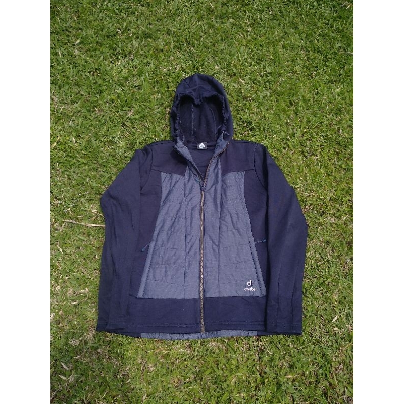 Jaket Outdoor Deuter