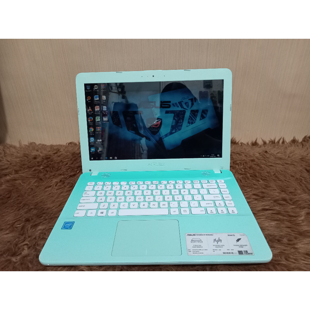 Laptop Asus X441S warna telor asin ram 2gb hdd 500gb NO MINUS MULUS