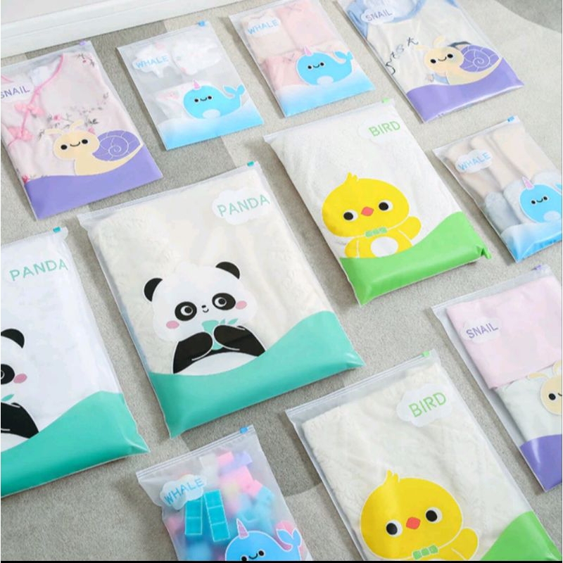 POUCH ZIPLOCK TRAVEL KARAKTER TRANSPARANT