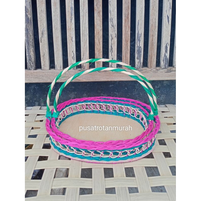keranjang rotan model rantai keranjang buah hantaran