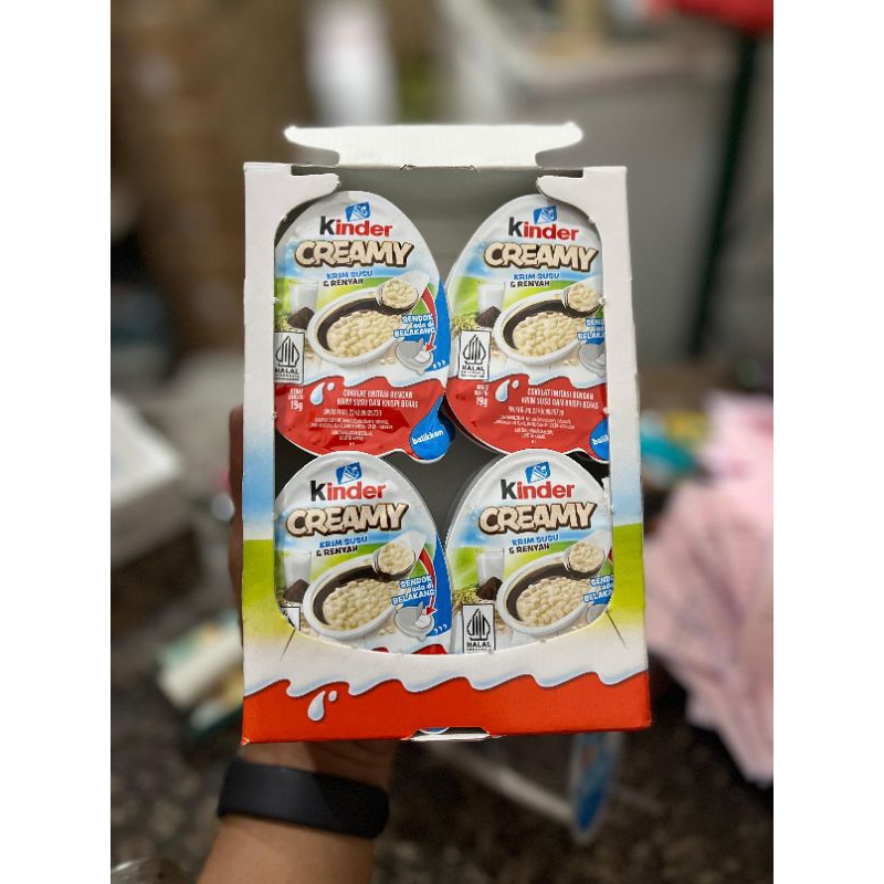 

KINDER CREAMY 1 BOX ISI 12 PCS MURAH !!!