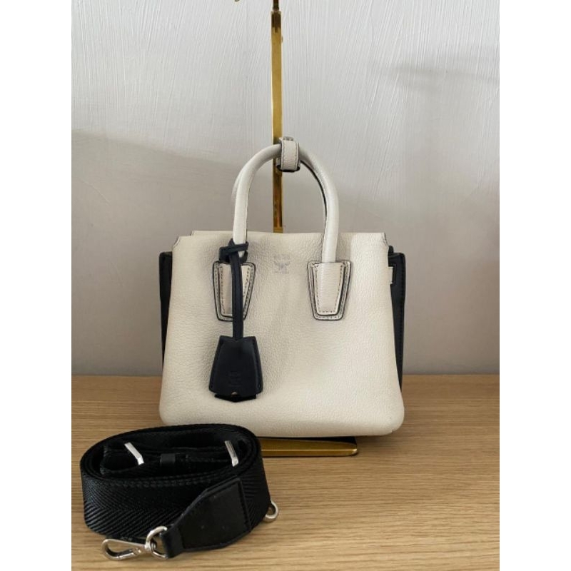 preloved MCM Milla sling bag