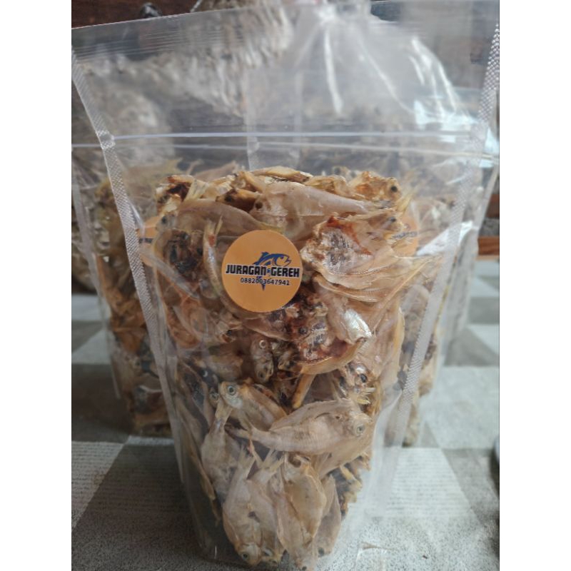 

Ikan kering kelapan belah