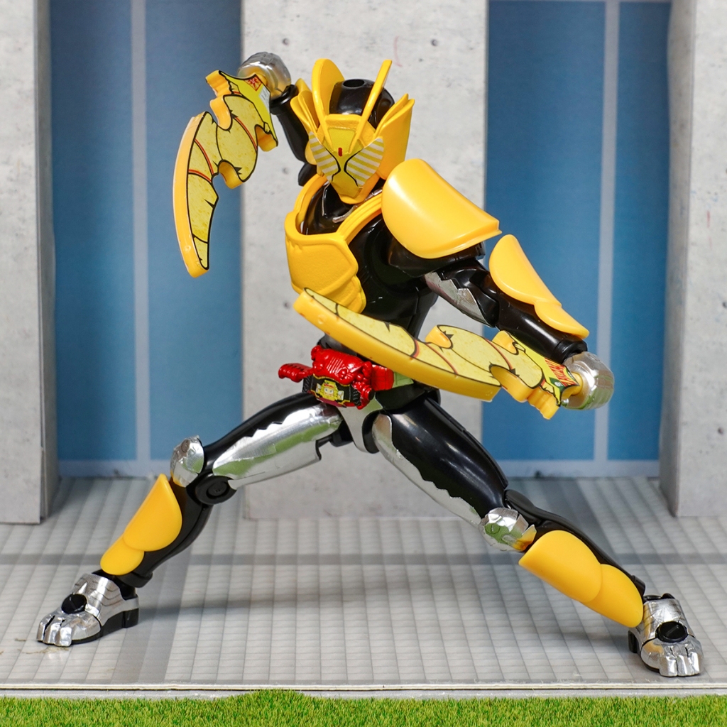 So-do Kamen Rider Gavv Crunchy Chips Form  Action Figure Original Bandai