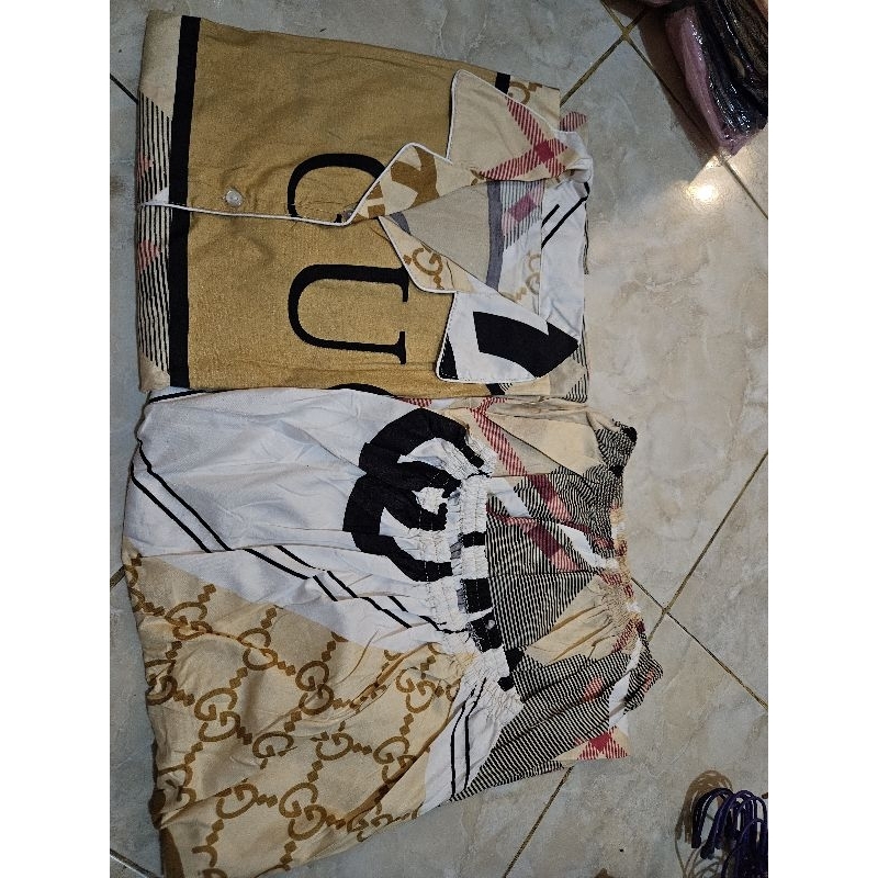Baju tidur Gucci