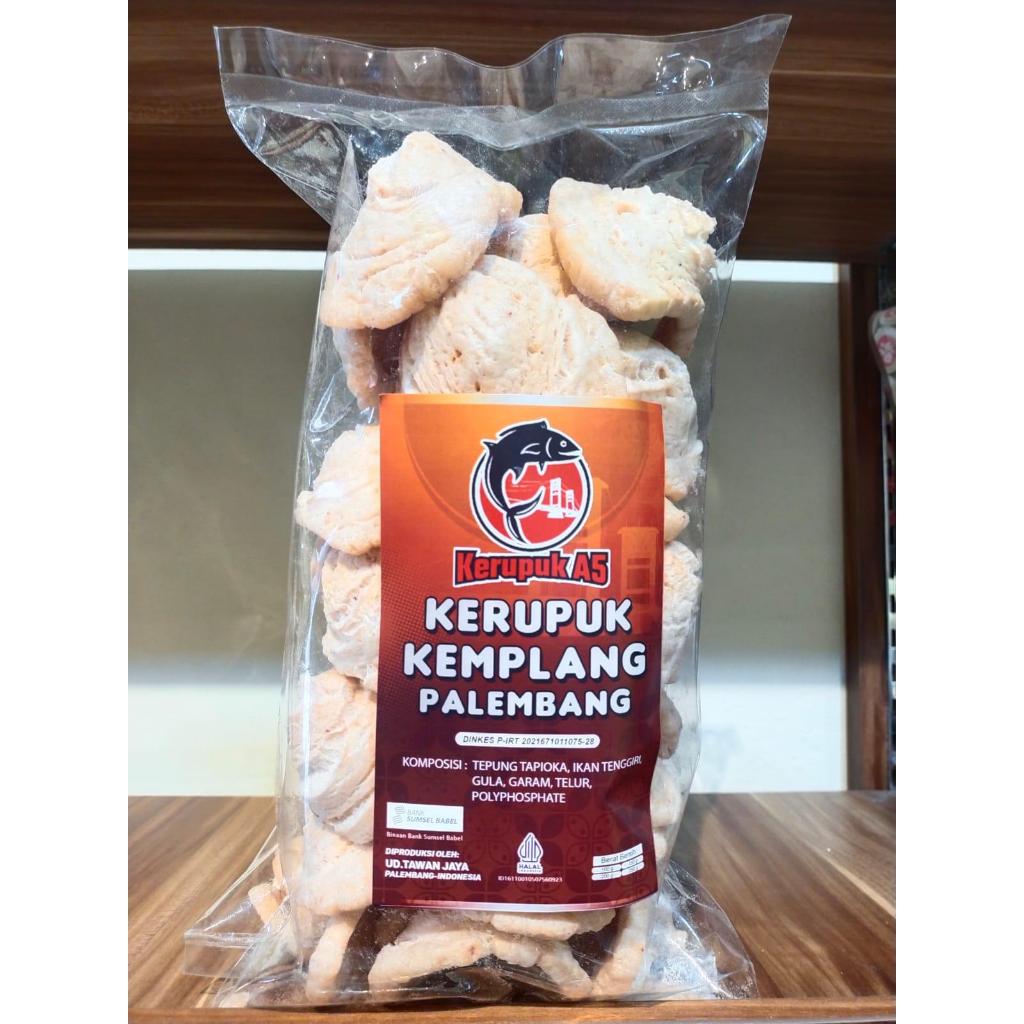 

KERUPUK / KEMPLANG OVEN CUMI Camilan Kering Cemilan Food Makanan Snack