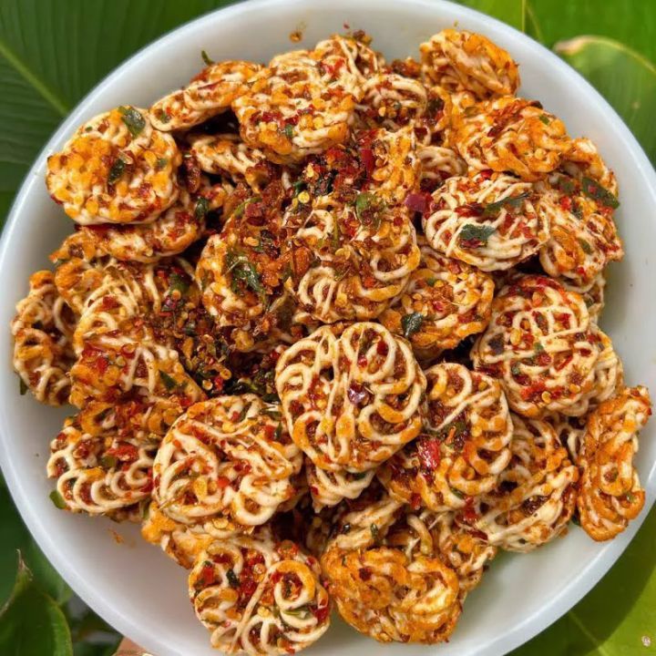 

KERUPUK SEBLAK RAFAEL / PEDAS DAUN JERUK / ORIGINAL 70-500 GR