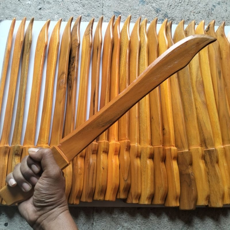 Mandau Kayu Miniatur Alat Peraga Latihan Silat - Mandau Silat - Mandau PSHT/Mandau IPSI/Mandau Penca