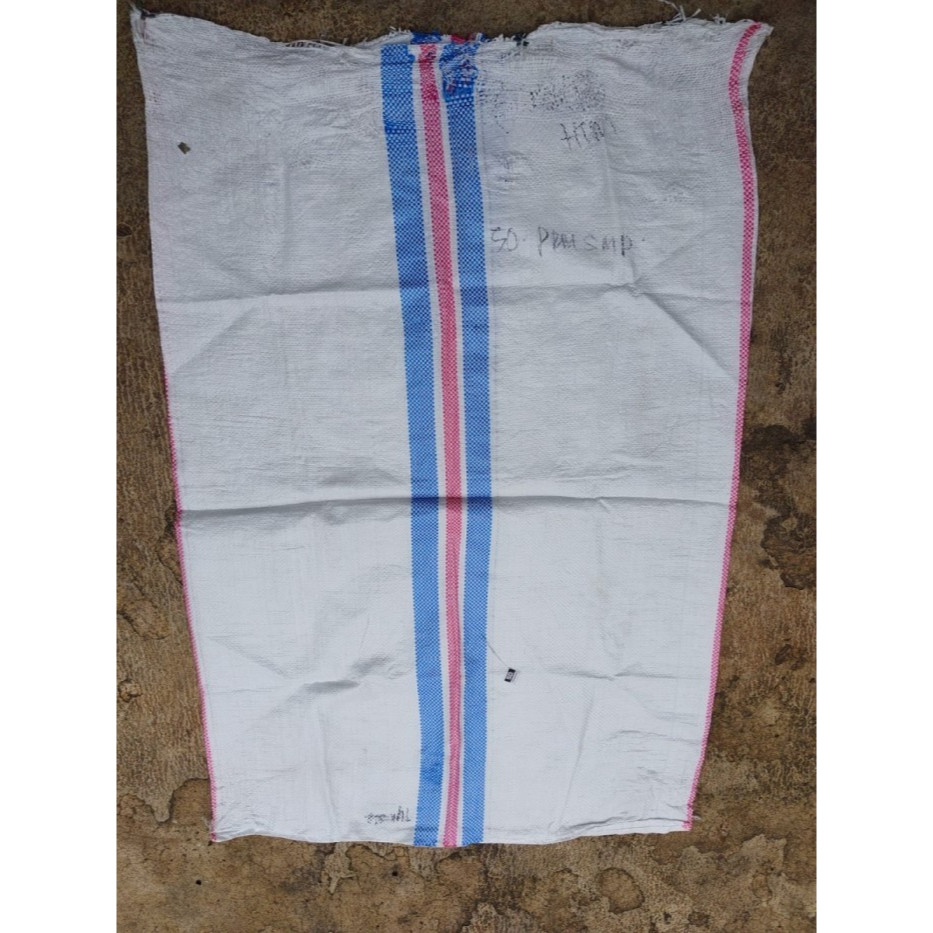 Karung Plastik Besar Bekas Paket 75x115cm Kondisi Bagus