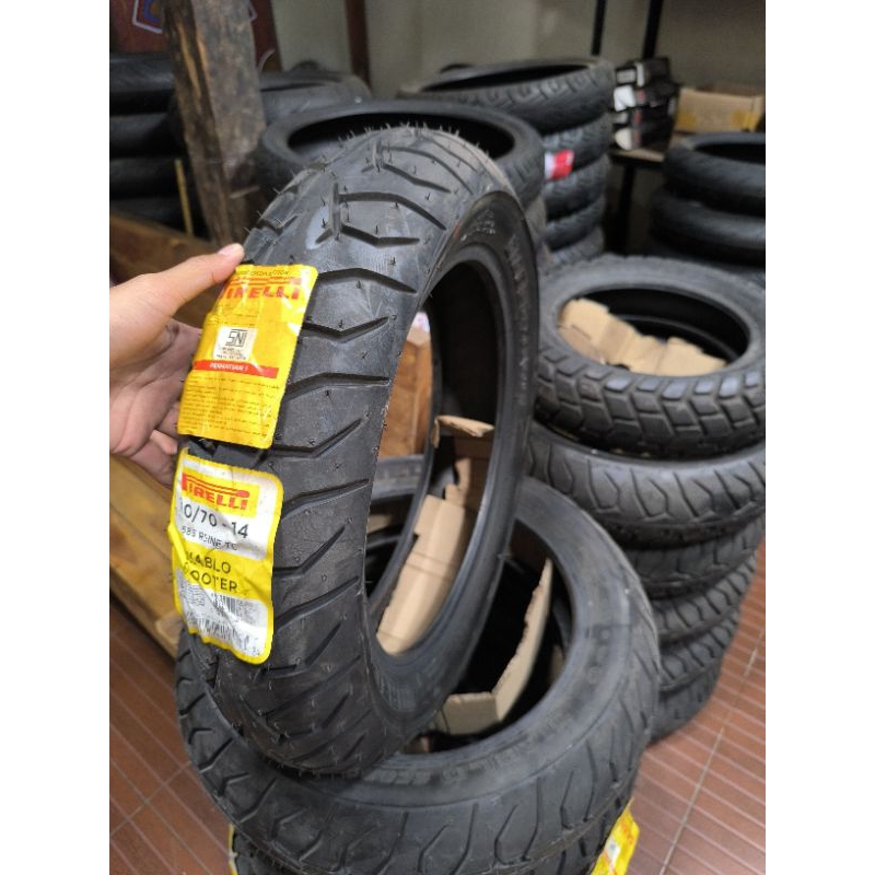 Promo nos ban pirelli ukuran 140/70-14 140/70 R 14 baru stok lama aman aman di pakai