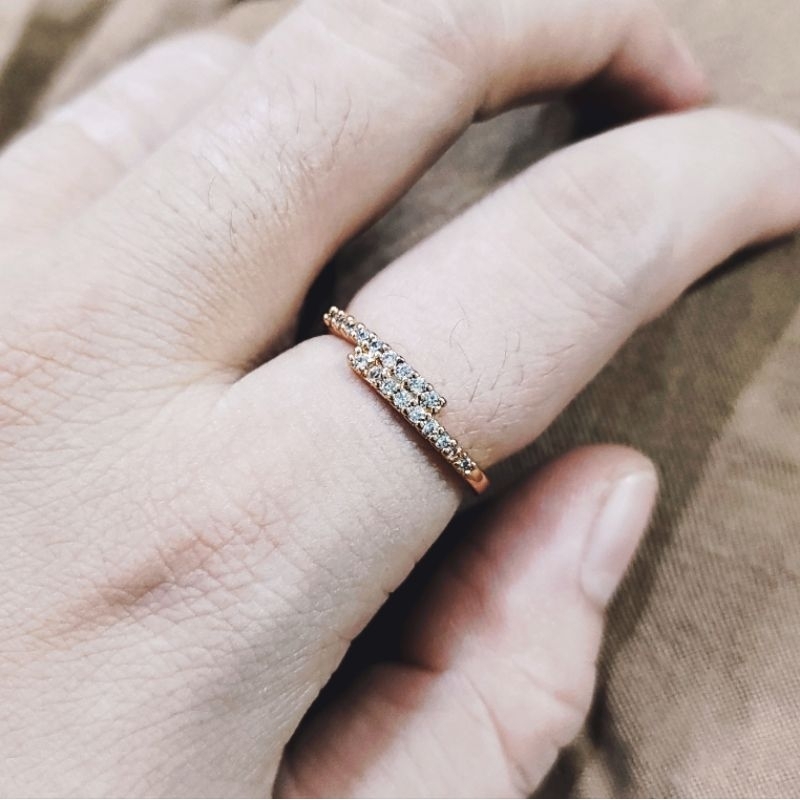 Cincin Emas Xuping - Cincin Cantik Simpel Baris Permata Murah Seperti Emas Asli - Trendi Ring