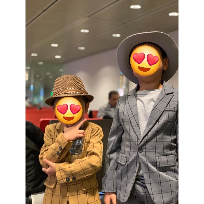JAS.5 like NEW BLAZER TUXEDO jas vest set anak laki (2x pakai) merk MOEJOE (beli 1,5juta) BELI DI SO