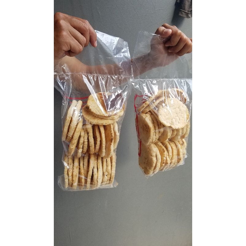 

KERUPUK KEMPLANG SUPER PALEMBANG (PANGGANG)