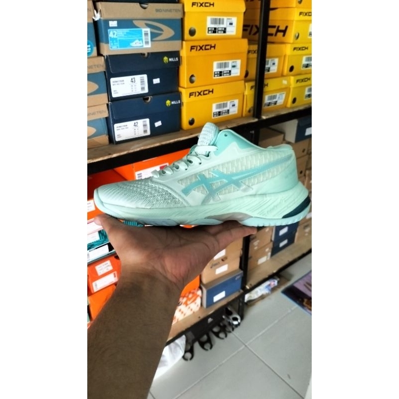 Asics Netburner Ballistics