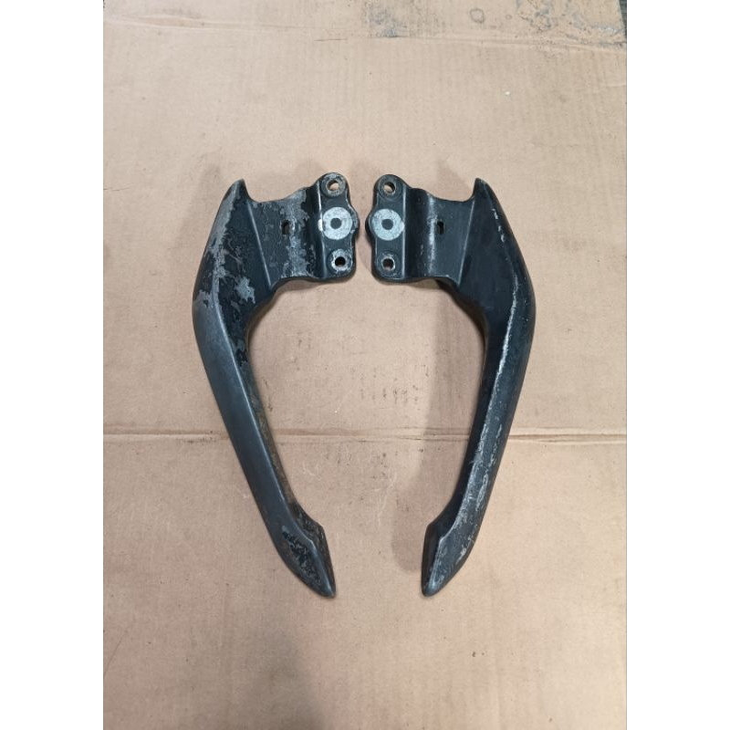 BEHEL HONDA TIGER REVO ORIGINAL BEHEL BEGEL PEGANGAN JOK BELAKANG TIGER REVO ORI