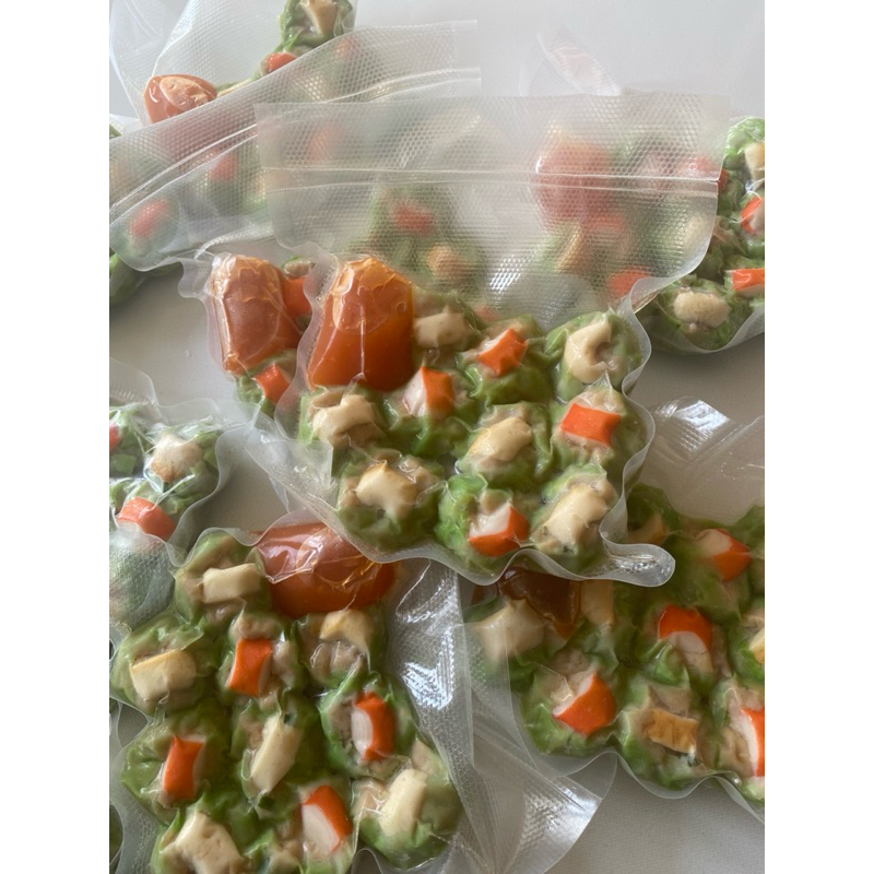 

DIMSUM Homade Kulit Hijau Sambel HOT Isi 10 Pcs