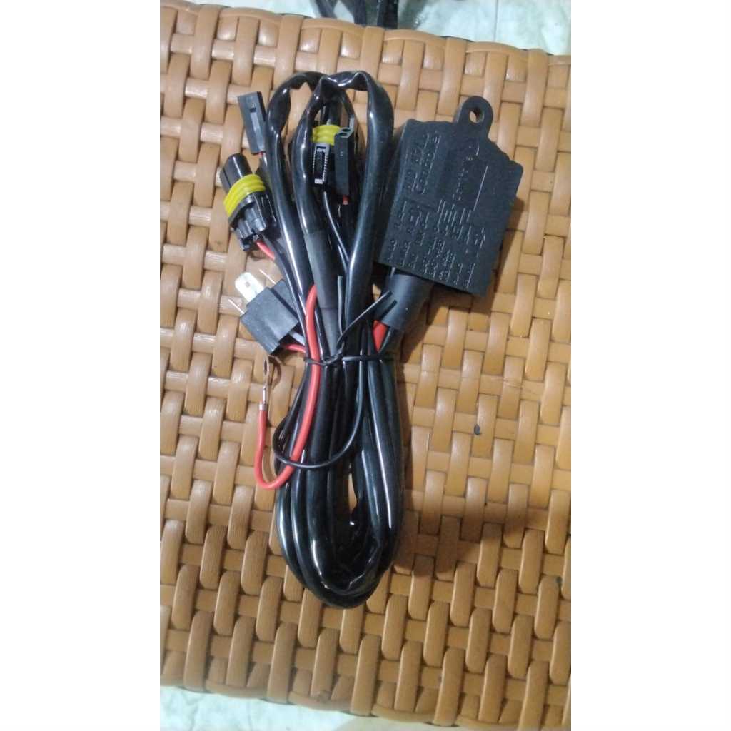 RELAY / KABEL SET HID/BILED PROJECTOR PROJIE H4 MOBIL