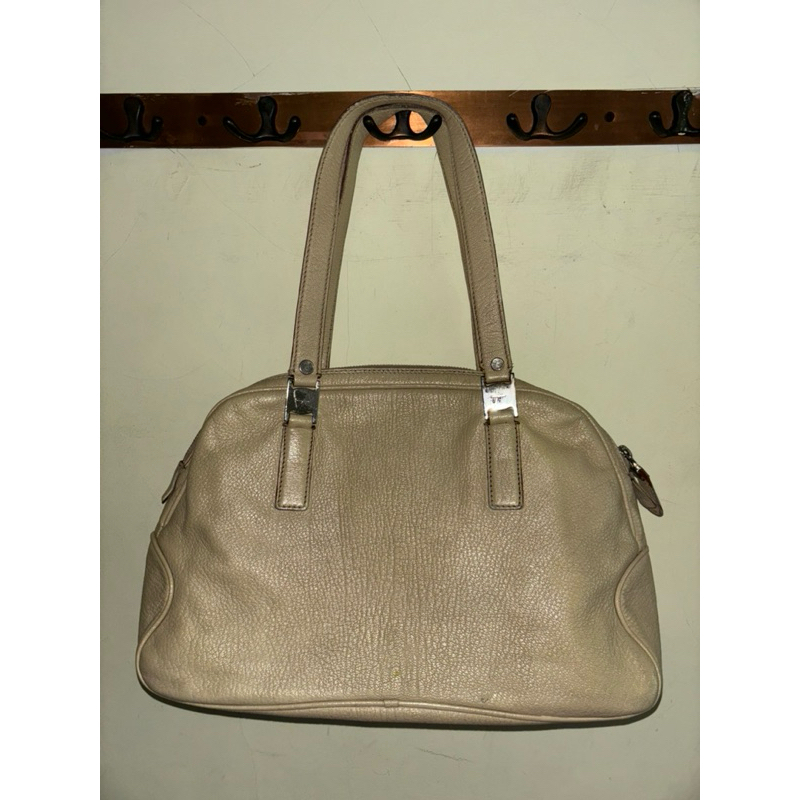 salvatore ferragamo preloved authentic