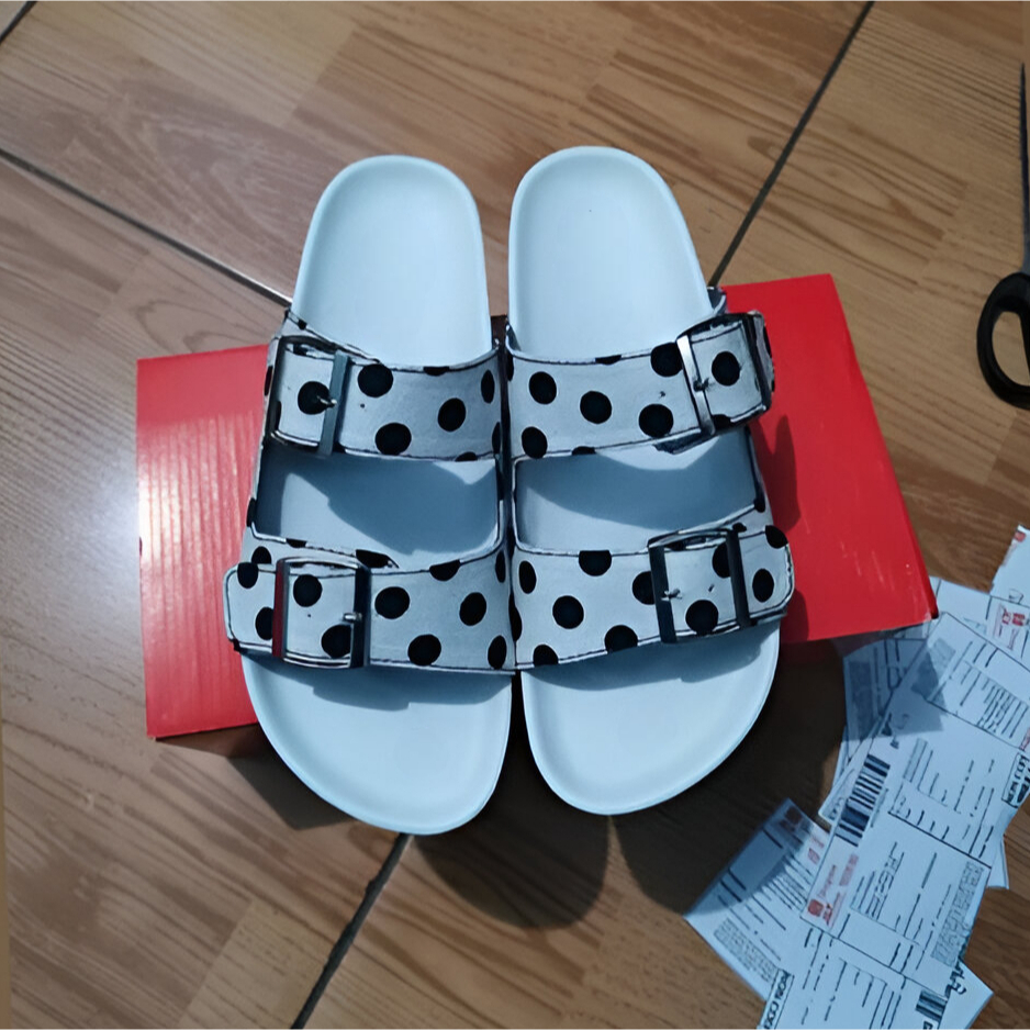 Sandal Wanita White Polka FLat Shoes Ukuran Jumbo Besar Big Size 41 42 43 44